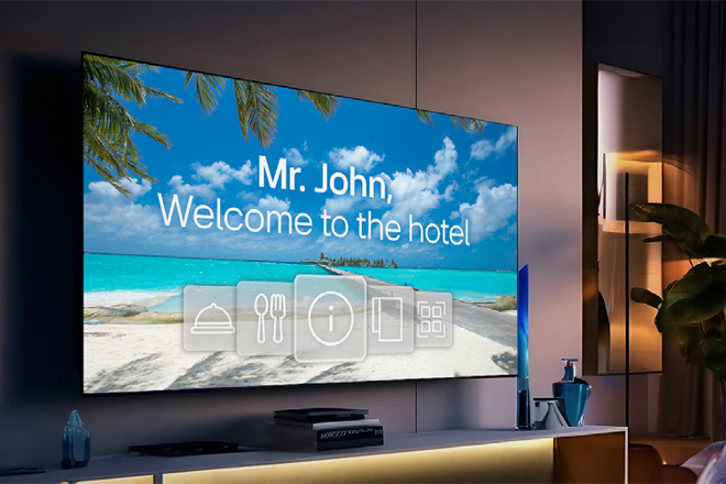 An example is shown where a welcome message for guests is being distributed to a hotel room TV using the LG Pro:Centric Cloud.